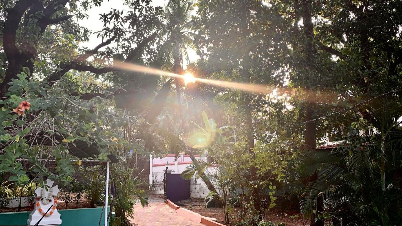 Stan-Inn, North Goa, Vagator, With Strong Wifi,Free Private Parking & Kitchen, Can Cook Where You Stay Εξωτερικό φωτογραφία